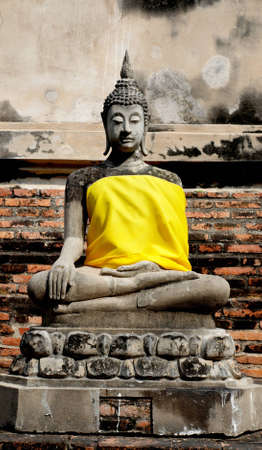 Buddhism is the dominant religion in Thailand. Therefore, there are many temples in every places in this country. Ancient and modern temples with unique Buddha statue spread from small village and big city.の写真素材