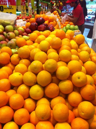 Fruit in supermarket の素材