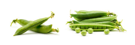 fresh green peas isolated on a white backgroundの写真素材