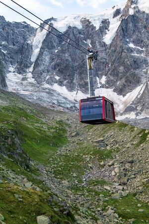 Cable car to Aiguille du Midi. Chamonix, Mont Blanc Massif, French Alpsの写真素材