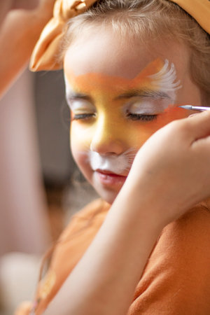 childrens makeup face paint drawings Girls face paintingの写真素材