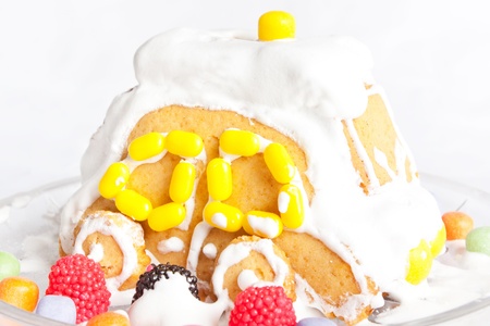 gingery cake machine with candies