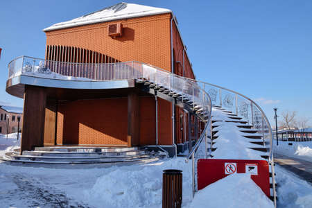 February 18, 2021, Russia, Tula. Coffee shop on the Kazan embankment on a frosty sunny winter dayのeditorial素材