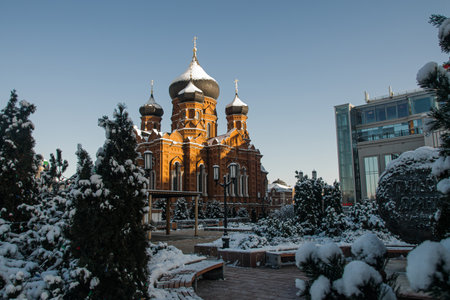 10.12.2021, Russia, Tula. Assumption Cathedral on a winter sunny frosty morningのeditorial素材