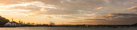 Auckland, New Zealand - October 10, 2014: Skyline at sunset in Auckland, New Zealadのeditorial素材