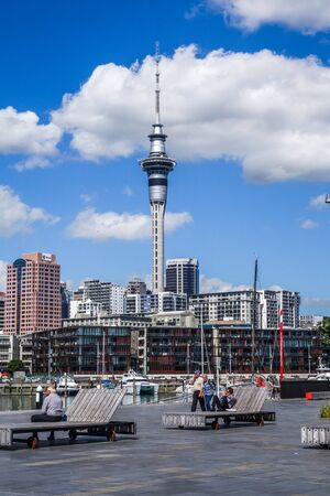 Auckland, New Zealand - Abril 01, 2015: People enjoying the sunny day at Auckland center.のeditorial素材