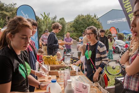 Auckland, New Zealand - April 09, 2017: Live Cycle Smoothie fundraiser for the 'Love Your Bike' Hub launched on EcoDay in New Lynn.のeditorial素材