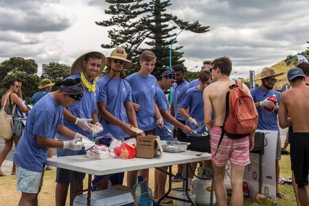 Mount Maunganui, New Zealand - December 31, 2017: Charity sausage sizzle at Mount Maunganui beach, New Zealandのeditorial素材