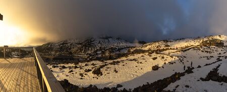 Whakapapa, New Zealand - August 11, 2018: Customers leaving after a long day of skiing, with a fantastic sunset over Whakapapa Ski Field.のeditorial素材