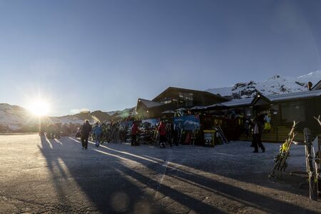 Whakapapa, New Zealand - August 11, 2018: Visitors to Whakapapa Skifield, Mount Ruapehu, Tongariro National Park, New Zealand.のeditorial素材