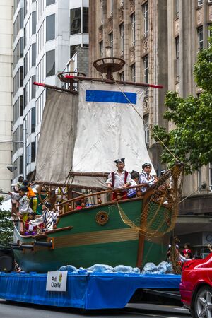 Auckland, New Zealand - November 29, 2015: Auckland Santa Parade, New Zealand.のeditorial素材