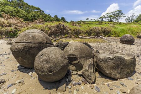 Rocks on Koutu boulders, New Zealandの写真素材