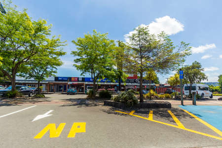 Paremata, New Zealand - January 03, 2022: People enyojing the sunny day at Dolly Varden Beach in Porirua, New Zealandのeditorial素材