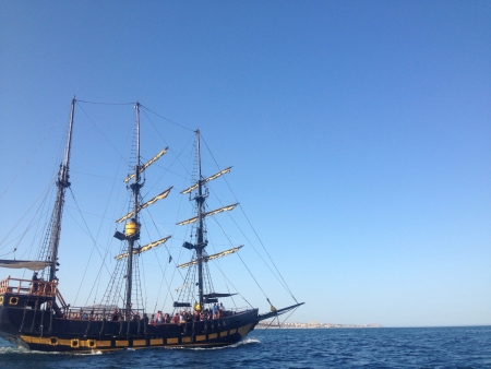 Pirate ship at seaの素材
