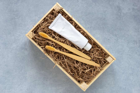 Preparing gift box set of natural eco friendly supplies for teeth. Crafting homemade gift basket. Zero waste.の写真素材