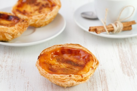 pastel de nata on the white plate