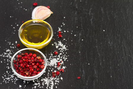 oil with pink pepper