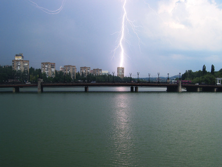 Lightning hit the buildingのeditorial素材