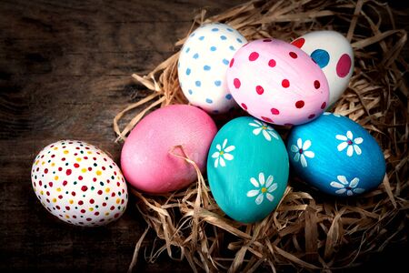 Easter background with eggs and copyspace. Happy Easter!
の写真素材