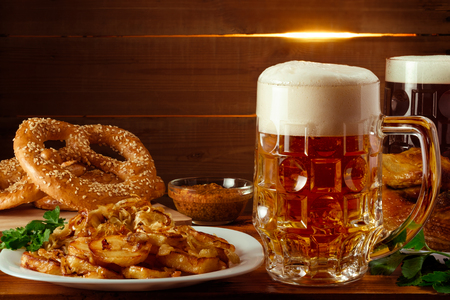 Oktoberfest. Beer and traditional dishes of the Oktoberfest festival.の写真素材
