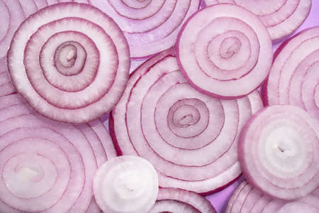 Red onion rings, close up of sliced red onionの写真素材