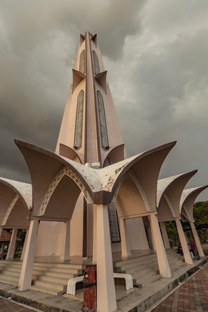 Melaka Straits Mosque Masjid Selat Melaka at sunset light Melaka Malaysiaのeditorial素材