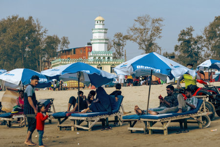 Crowd of people on the Cox's Bazar public beach Bangladeshのeditorial素材