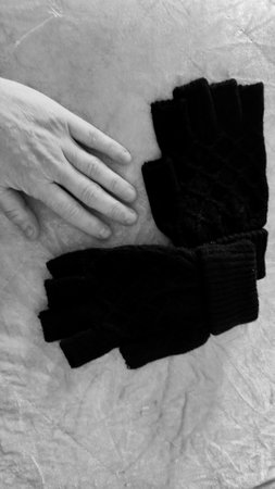 black gloves, clothing, female hand, fabric autumn winter objects. High quality photoの写真素材
