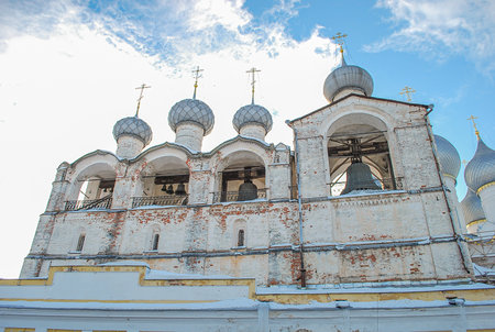 RUSSIA, ROSTOV - MARCH 02, 2011 Belfry of the Assumption Cathedral of the Rostov Kremlin in winter.のeditorial素材