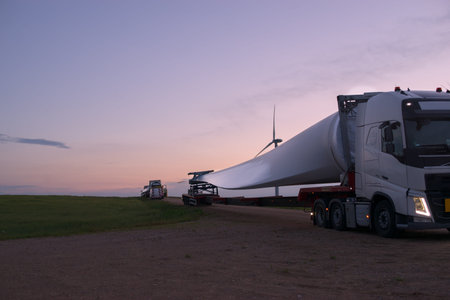 Windmill blade on truck