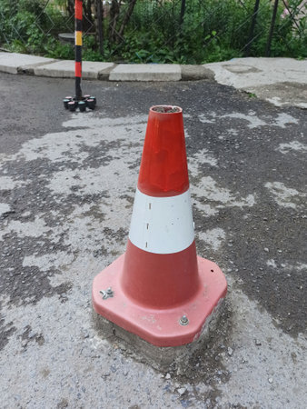 cone, traffic, road, safety, construction, sign, orange, street, warningの写真素材