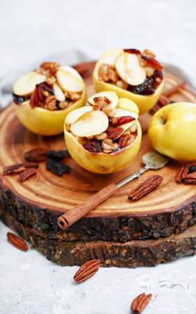 Baked apple with raisins and nutsの素材