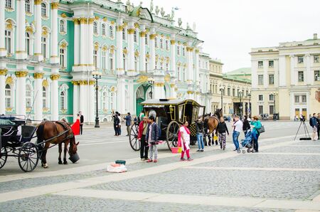 Saint Petersburg, RUSSIA - July 08, 2018: Entertainment for tourists at the Palace Square in St. Petersburg.のeditorial素材
