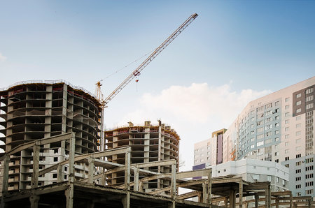 New multi-storey building under construction in the city.の写真素材