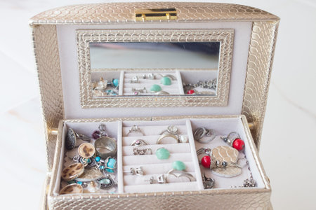 luxurious casket with drawers and silver jewelry, precious stones, pearls
