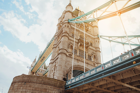 LONDON - AUGUST 19, 2017: Tower Bridge in London, the UK. View from the River Thamesのeditorial素材