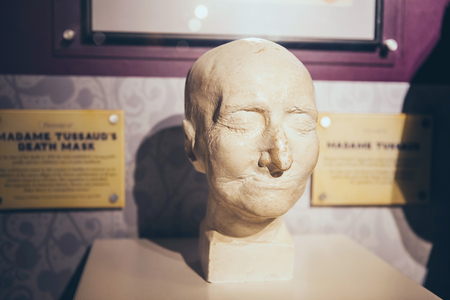 London, United Kingdom - August 24, 2017: Madame Tussauds death mask in Madame Tussauds wax museum in Londonのeditorial素材