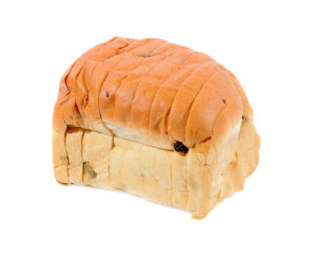 sliced raisin bread isolated on white backgroundの写真素材