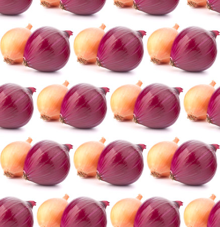 Red and gold onion bulbs isolated on white background. Seamless food pattern.の写真素材