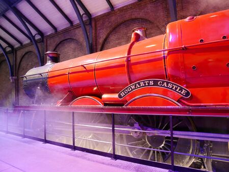 Leavesden, London, UK - DECEMBER 19th 2017: The Hogwarts Express and platform in the Warner Brothers Studio tour 'The making of Harry Potter'.のeditorial素材