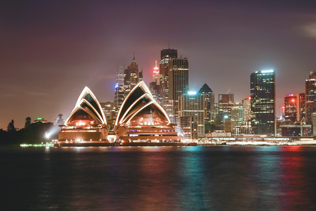 Sydeny opera house at twilight sunset sky. The Sydney Opera House is a multi-venue performing arts centre in Sydney, New South Wales, Australiaのeditorial素材