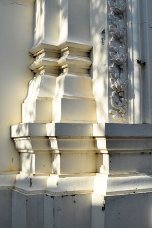 Thai style pillar