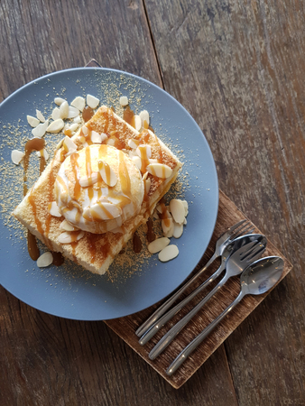 Singaporian traditional honey toast serve with ice creamの写真素材
