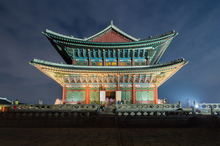 Gyeongbokgung palace at night in Seoul, South Koreaのeditorial素材
