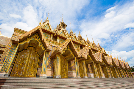 Wat Tha-Sung temple in Uthaithani, Thailandのeditorial素材