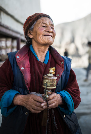 Leh Ladakh , India - August 6:  Unidentified buddhist old women smiling  in leh market 6, 2015のeditorial素材
