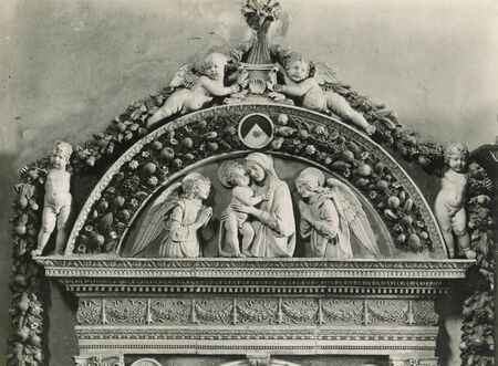 Vintage Photo 1880-1930 Giovanni della Robbia, washbasin, 1498. Florence Italy , Santa Maria Novellaの写真素材