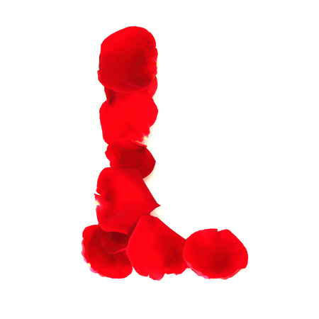 alphabet L made from red petals roseの写真素材