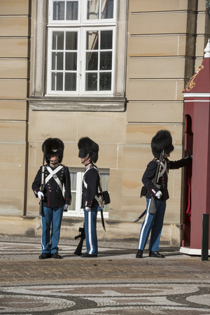 Changing of guard ceremony, Amalienborg Palace,  Copenhagen, Denmarkのeditorial素材