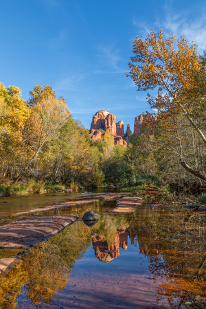 Cathedral Rock Autumn Reflectionの写真素材